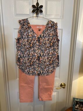 LOFT Coral Pink Jeans sz 2 & Versona Leopard Print Ruffle Sleeve Top Med